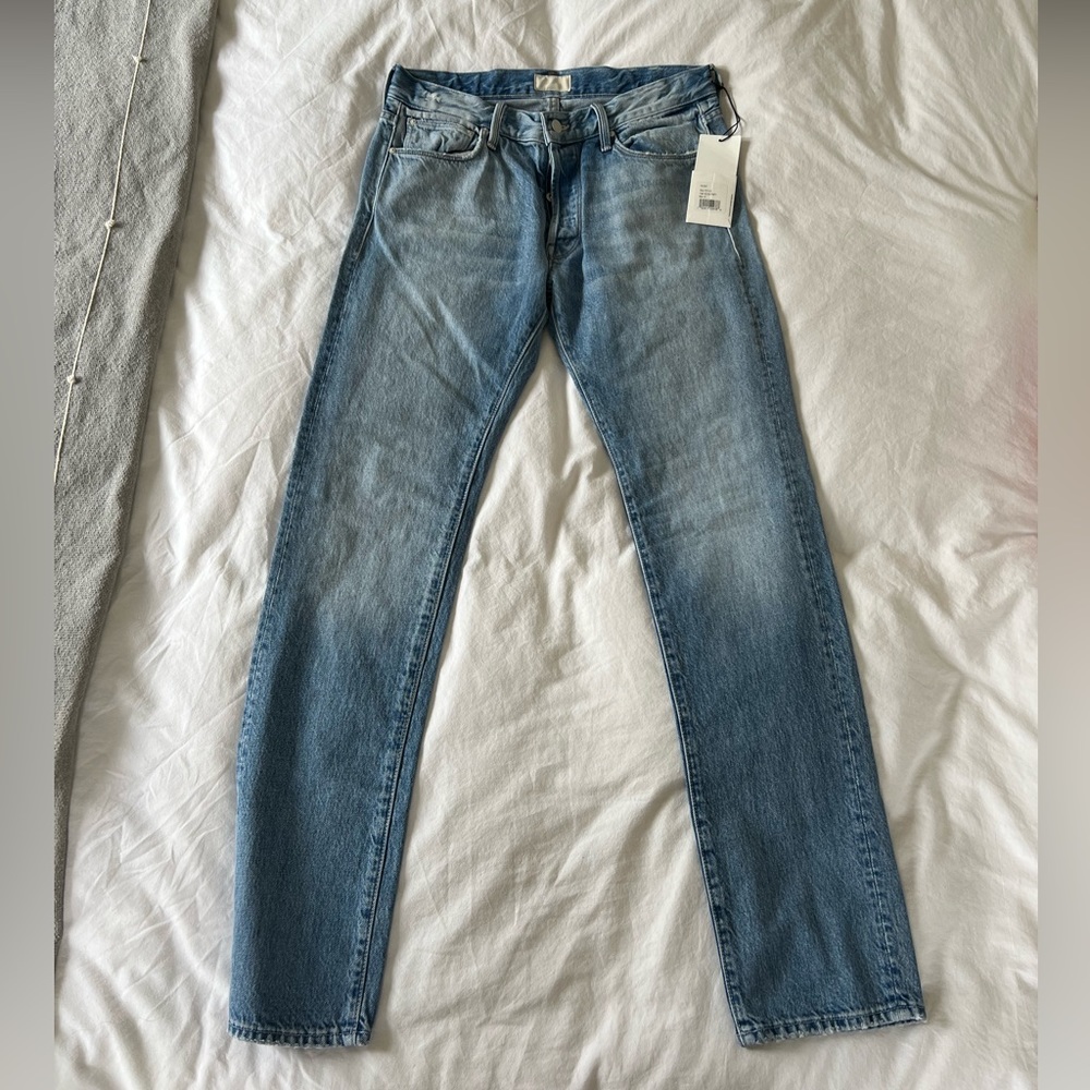 Mother Denim men’s slim straight leg in size 31